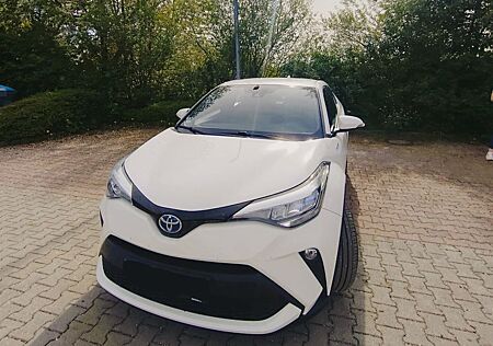 Toyota C-HR 1.8-l-VVTi Hybrid Business Line Edition