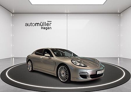 Porsche Panamera 3.0 Diesel|Bi-Xenon|AHK|SHZ|NAVI|