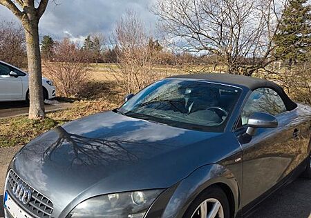 Audi TT Roadster 2.0 TFSI - S-Line, Leder, TÜV NEU!