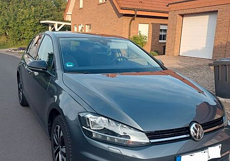 VW Golf Volkswagen 1.0 TSI IQ.DRIVE IQ.DRIVE