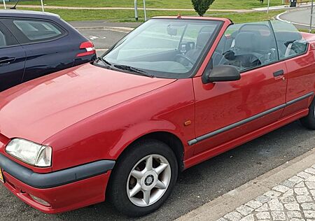 Renault R 19 cabriolet 1.8 carman