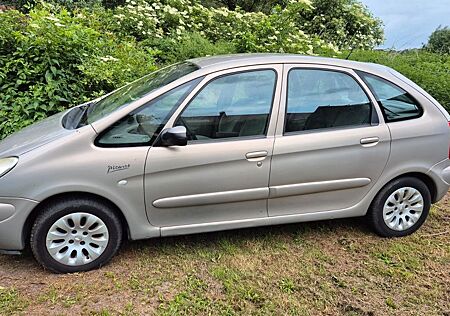 Citroën Xsara Picasso 1.8 16V wenig Km TÜV