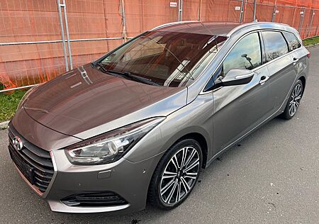 Hyundai i40 1.7 CRDi 104kW blue Premium DCT