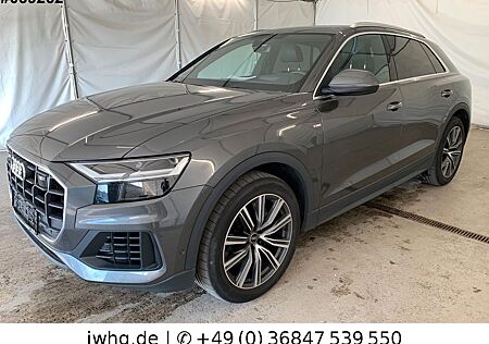 Audi Q8 55TFSI Quattro S-Line|ACC|VCockp|HUD|Memo|21"