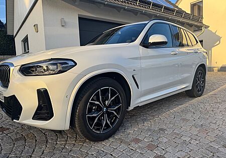 BMW X3 xDrive20d M-Paket, Panorama,AHK, LenkHz,360Ka