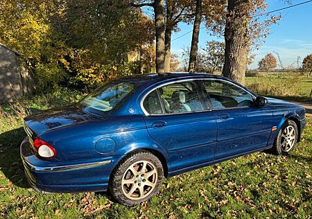 Jaguar X-Type 2 Liter V6 - Bastlerfahrzeug