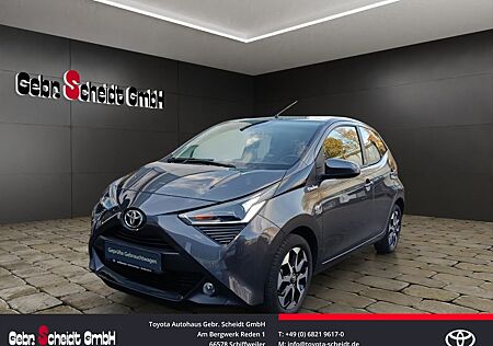 Toyota Aygo (X) -Play Team D Klimaanlage Rückfahrkamera An