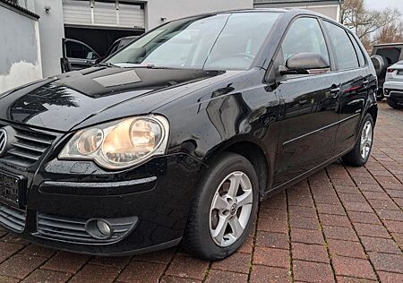 VW Polo Volkswagen IV United