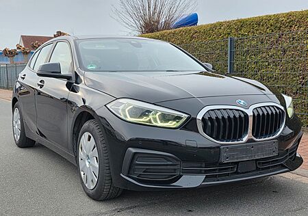 BMW 116d 1.5 Diesel/Autom/LED/ Advantage/321