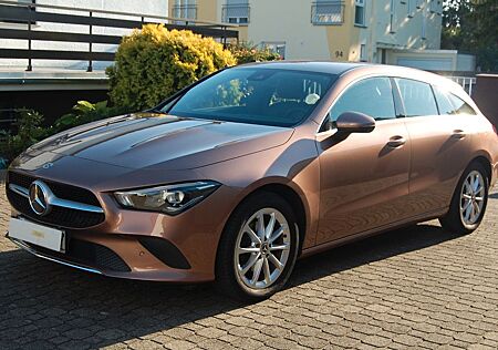 Mercedes-Benz CLA 180 Shooting Brake -