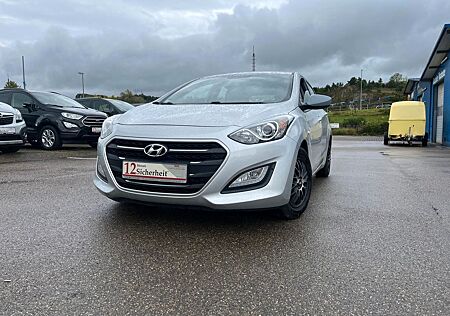 Hyundai i30 blue Trend