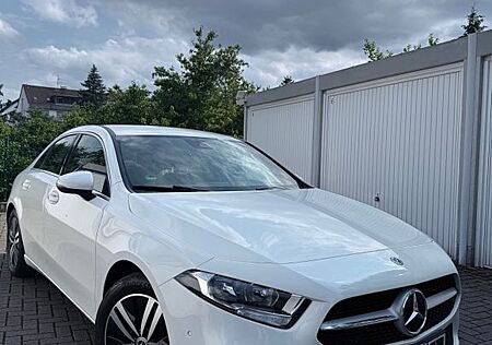 Mercedes-Benz A 220 A-Klasse 220 | 2.0L Benzin | Navi | Euro 6