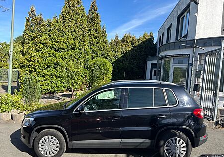 VW Tiguan Volkswagen Sport & Style BMT