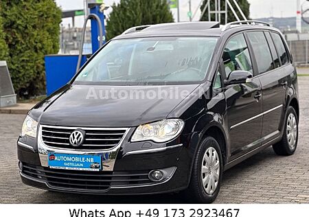 VW Touran Volkswagen Highline 2.0 TDI Automatik Xenon 1-Hand