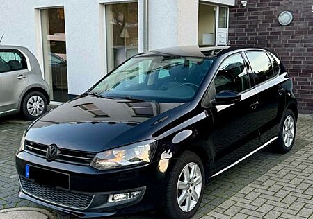 VW Polo Volkswagen 1.6 TDI Highline *AHK * Alcantara * Navi