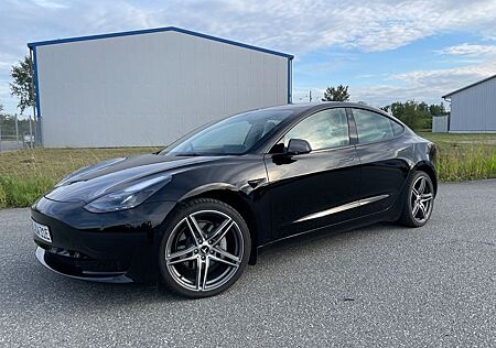 Tesla Model 3 gebraucht kaufen Tesla Model 3 Hinterradantrieb RWD RWD