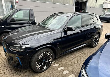 BMW iX3 IMPRESSIVE IMPRESSIVE