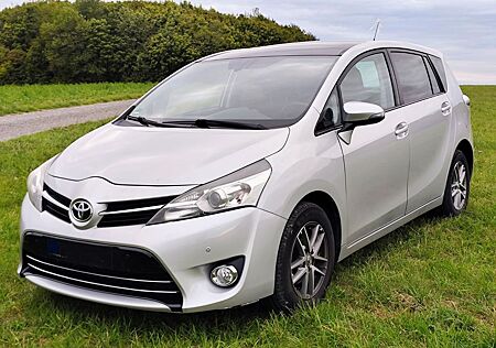Toyota Verso 1.8l Valvem. Skyview Edition Multi S 5...