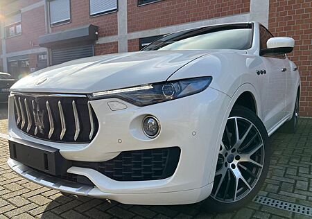 Maserati Levante Diesel 3.0 4x4 , Voll, Kamera, 21 Zoll