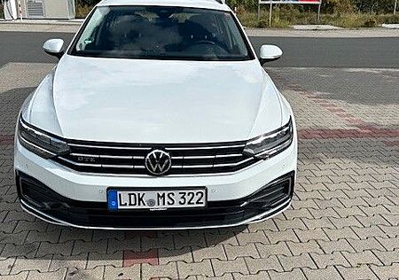 VW Passat Variant Volkswagen 1.4 TSI DSG GTE Variant GTE