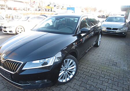 Skoda Superb Combi Style 4x4