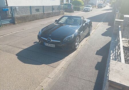 Mercedes-Benz SLC 200 -