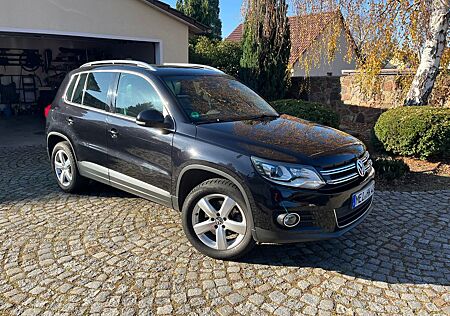 VW Tiguan Volkswagen 170PS, 4Motion, AHK, Leder, TÜV neu