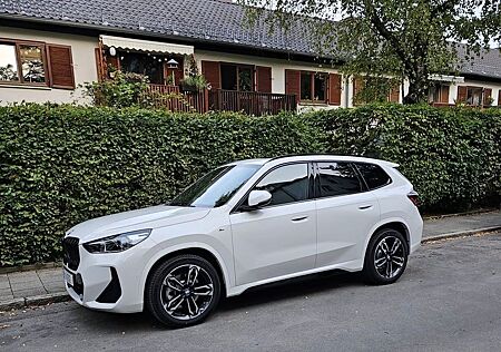 BMW X1 sDrive20i M Sport 2023/09 | nur 3.200 km