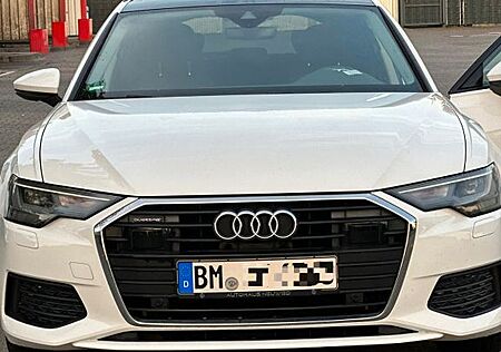 Audi A6 40 TDI quattro S tronic Avant -