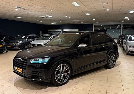Audi SQ7 4.0 TDI QUATTRO*7-SITZER*ACC*PANO*BLACK*VOLL