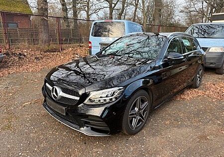 Mercedes-Benz C 180 T - AMG Line LED