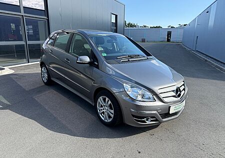 Mercedes-Benz B 200 B-Klasse Grand Edition TÜV NEU