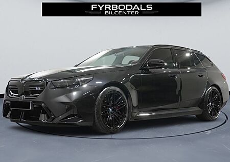 BMW M5 xDrive Touring 727HP Plug-In Hybrid Pano *VAT