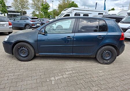 VW Golf Volkswagen V Lim. Tour