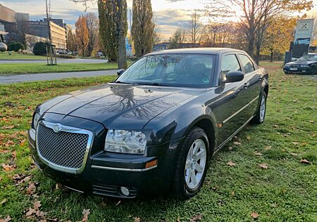Chrysler 300C 3.5 V6 "MOTOR+GETRIEBE SEHR GUT"