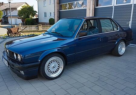 BMW 325i e30 Oldtimer