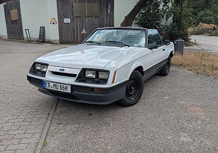 Ford Mustang 1986 Cabrio V6 / Oldtimer