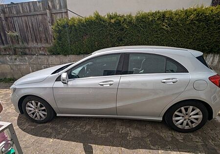 Mercedes-Benz A 180 Style ´´Automatik, Navi, AHK´´