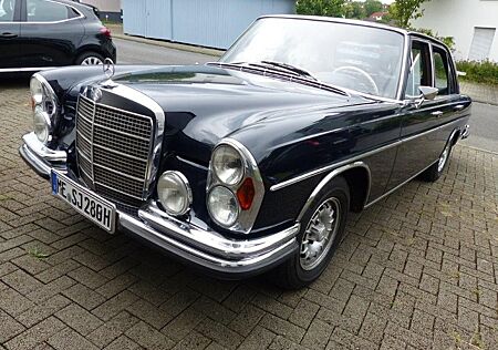 Mercedes-Benz 280 280SE