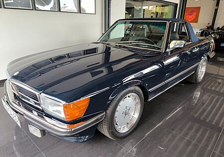Mercedes-Benz SL 560 Oldtimer/Restauriert/Note2+