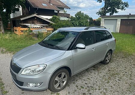 Skoda Fabia 1.6l TDI 66kW Combi *KLIMAAUTO*ALU*SIHZ*
