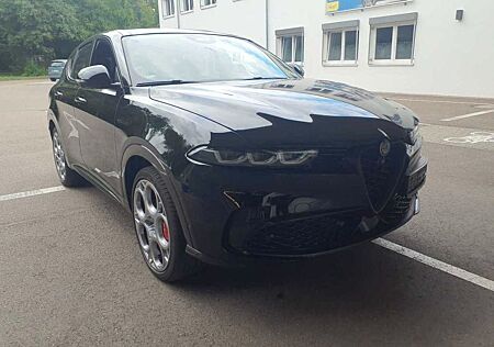 Alfa Romeo Tonale Veloce Plug-In-Hybrid Q4, Glasschiebedach