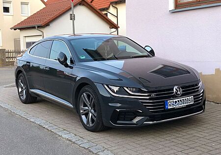 VW Arteon Volkswagen 2.0 TDI SCR R-Line R-Line