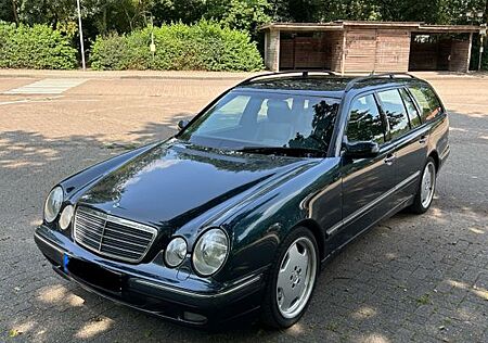 Mercedes-Benz E 320 T ELEGANCE Elegance