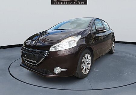 Peugeot 208 Active 1,2 88000km 5 türig