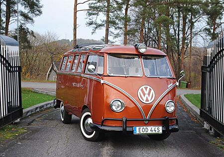 VW T1 Volkswagen 23-window SAMBA 23-window micro van