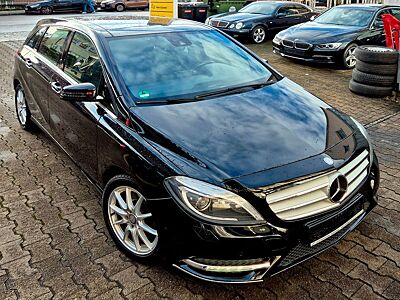 Mercedes-Benz B 250 Leder-Panorama-Navi-Kamera-Insp.Neu!