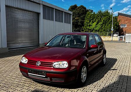 VW Golf Volkswagen 1.6 Basis