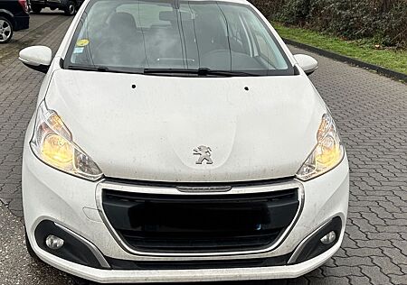 Peugeot 208 BlueHDi 100 Active
