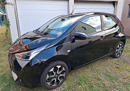 Toyota Aygo (X) Aygo (X) 1,0-l-VVT-i Team Deutschland Team D...